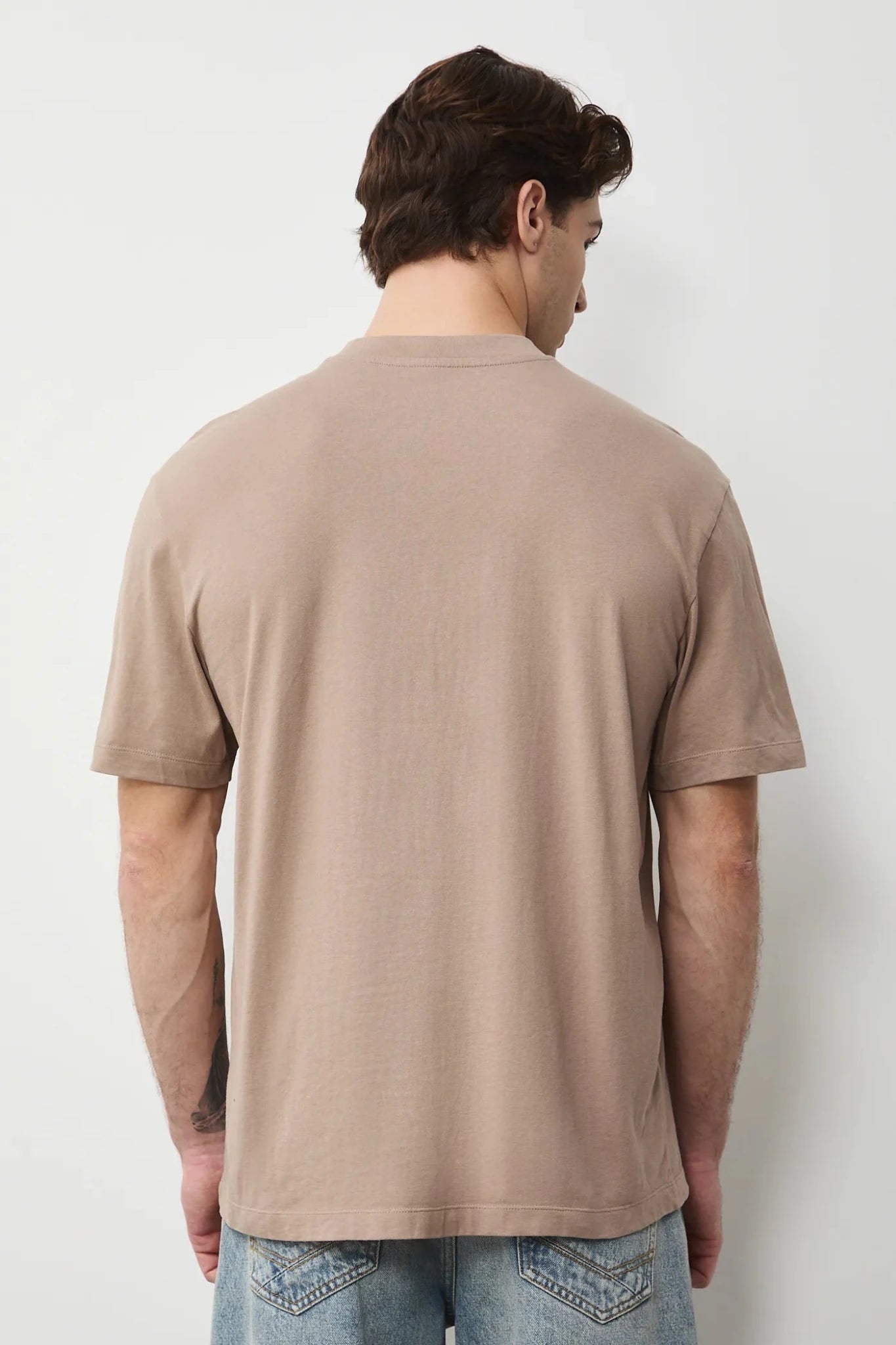 Мъжка тениска с абстрактен арт принт в средата в бежов цвят Medicine Roberto Fashion Store T-shirt RS26TSM353-80X-S S