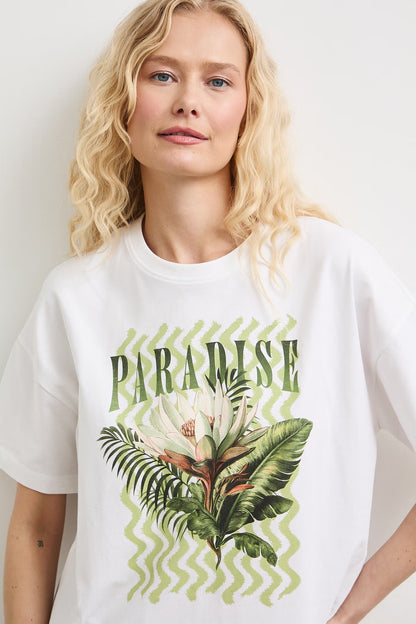 Дамска тениска в бял цвят с принт "Paradise"
