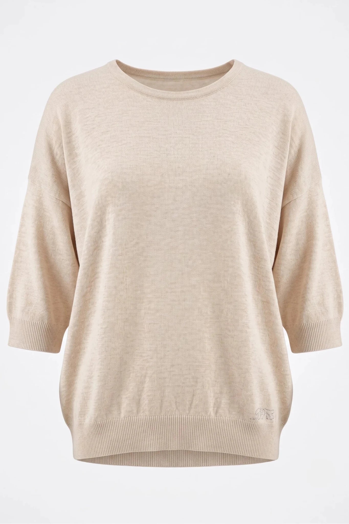 Дамска плетена блуза в бежов цвят с цвете на гръба Roberto&Co Roberto Fashion Store Sweater FLC2307KNIBLSBEI-50/52 50/52