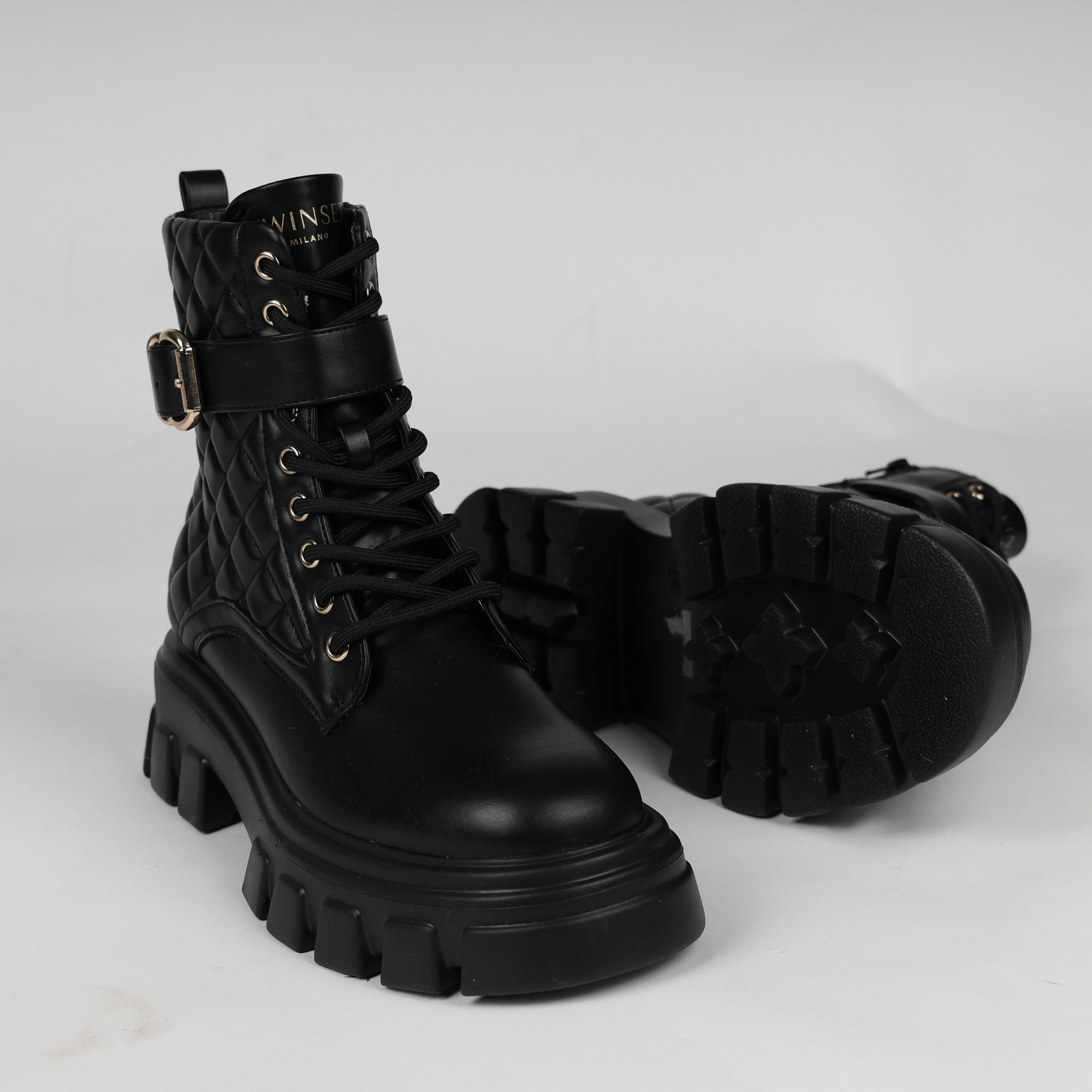 f6ff85c7017fe665d66bcc304aa9b86d