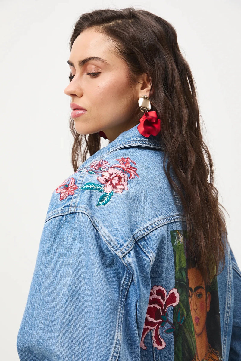 Дамски комплект от дънкова материя "Frida Kahlo" — яке и къса пола, 100% памук, светлосиньо