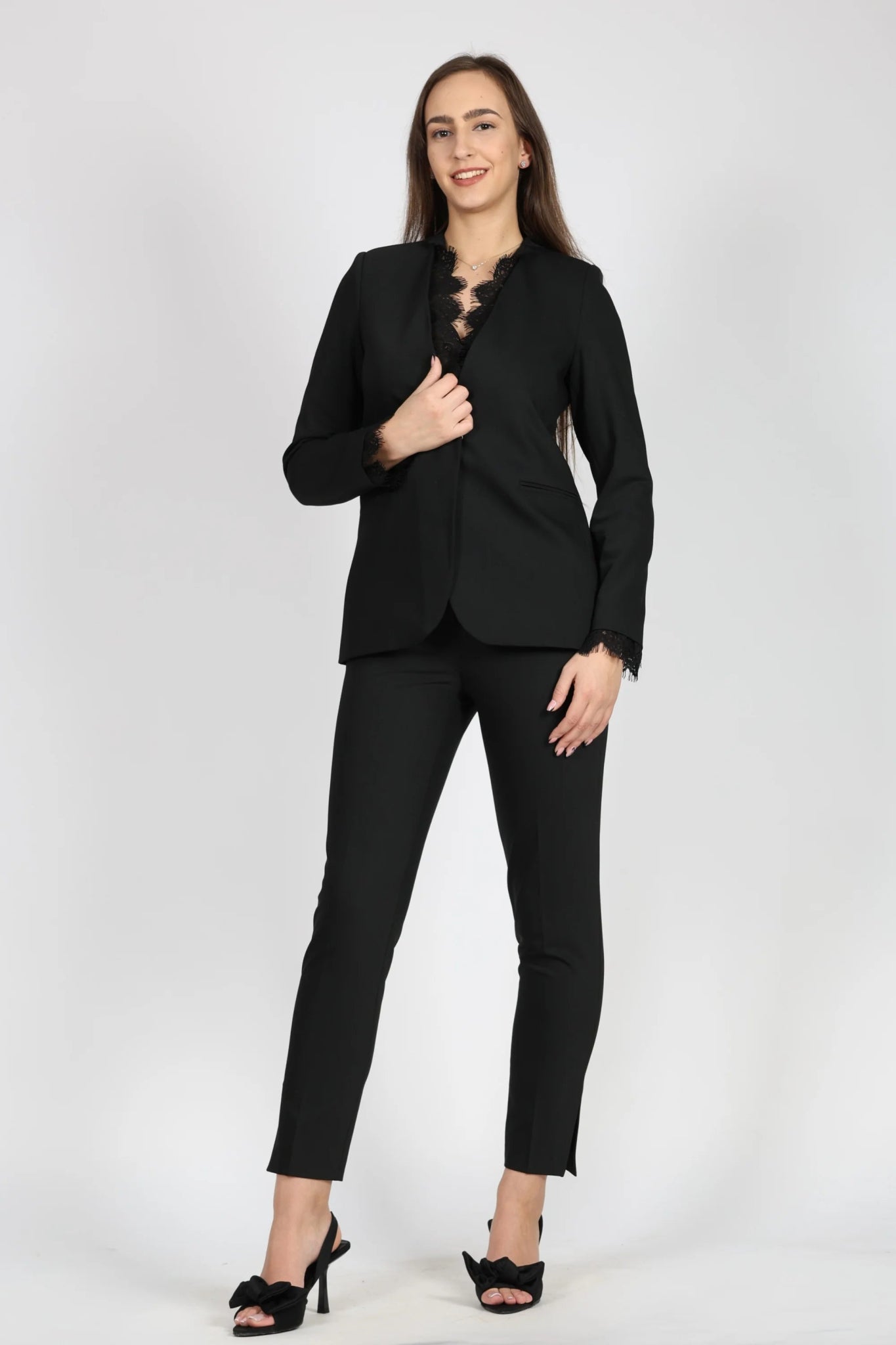 Дамски Костюм от 2 Части с дантела, Черен Roberto Fashion Store Roberto Fashion Store One piece MER0612SUIBLKBLZ36 36