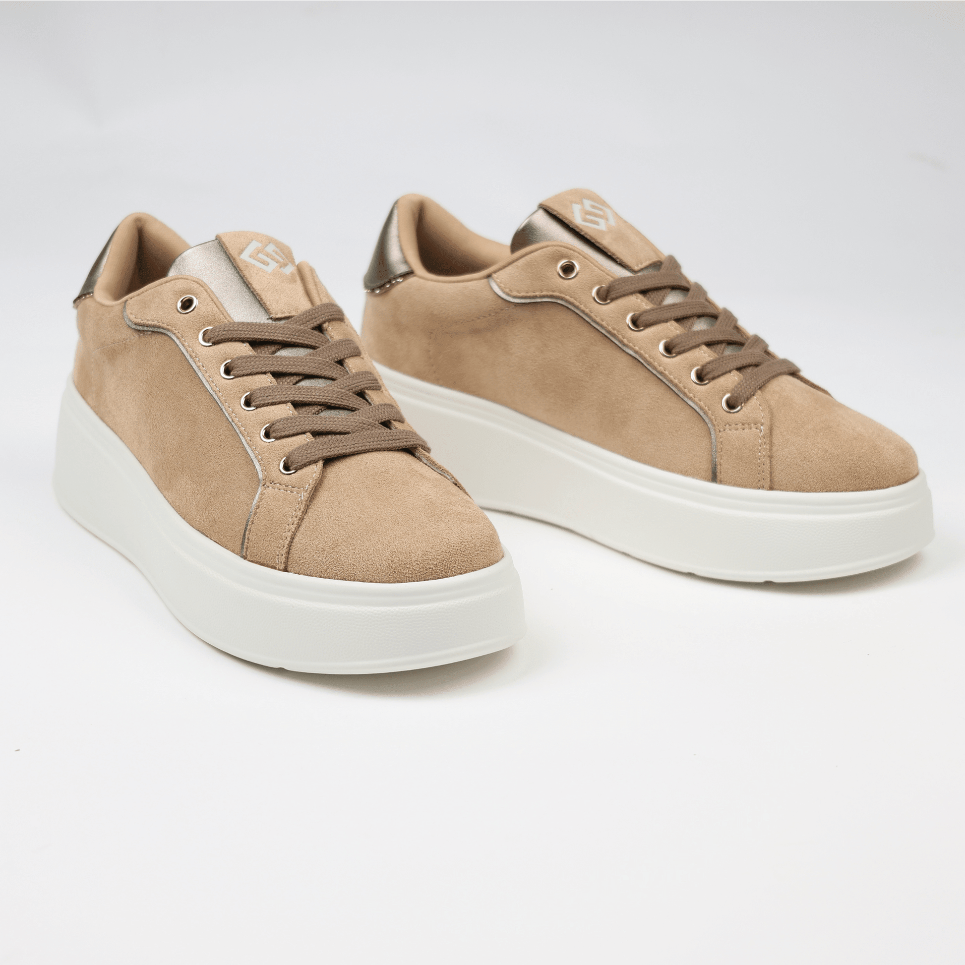Дамски Сникърси, Бежов Gold&Gold Roberto Fashion Store Sneakers GNG1110SHOKHK97336 36