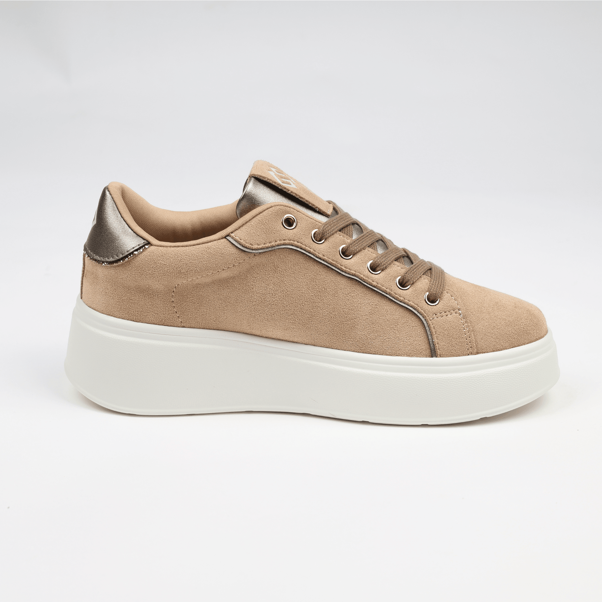 Дамски Сникърси, Бежов Gold&Gold Roberto Fashion Store Sneakers GNG1110SHOKHK97336 36