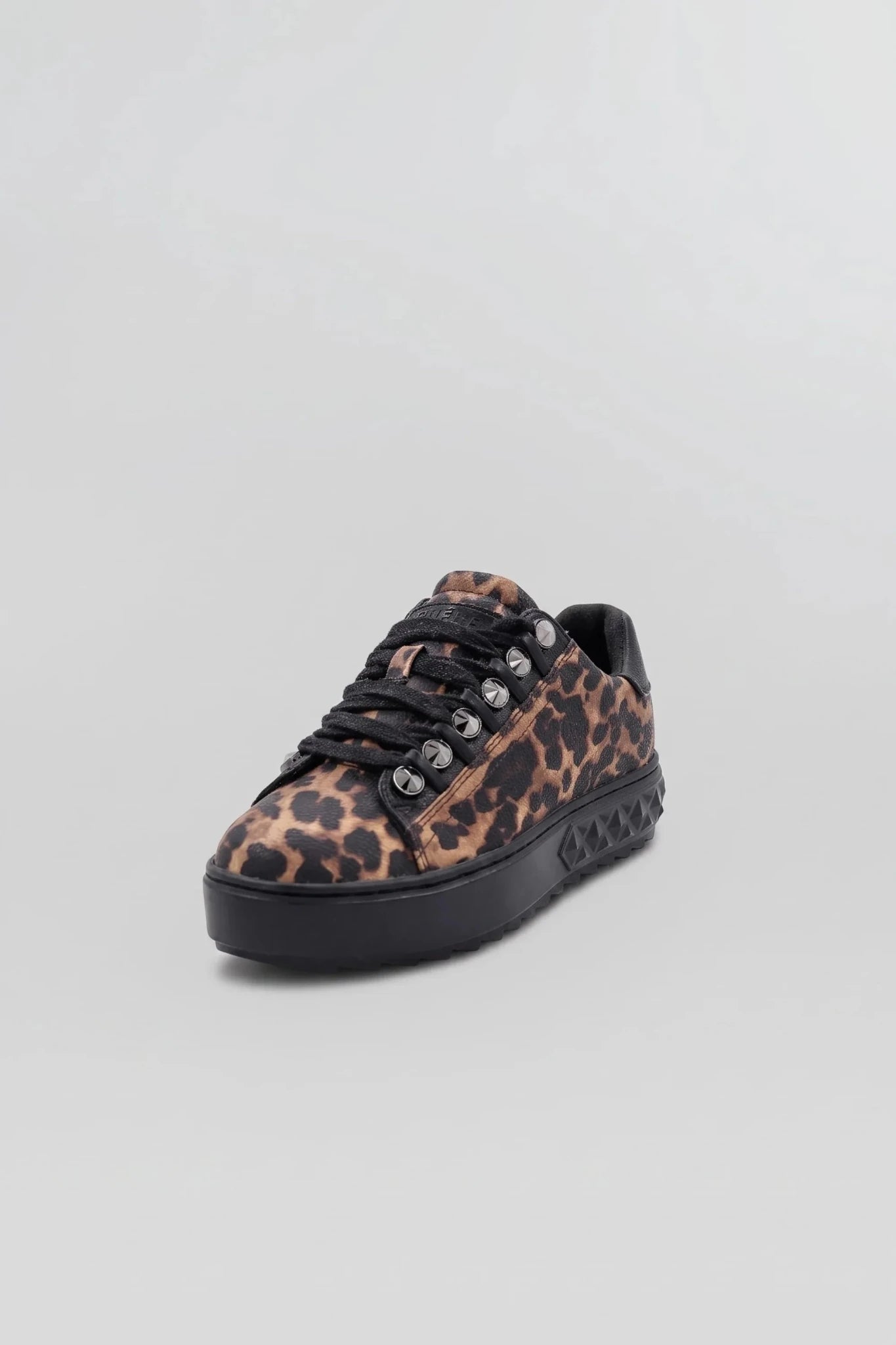 Дамски Сникърси, Леопардов Guess Roberto Fashion Store Sneakers FL8FAIPEL123737 37