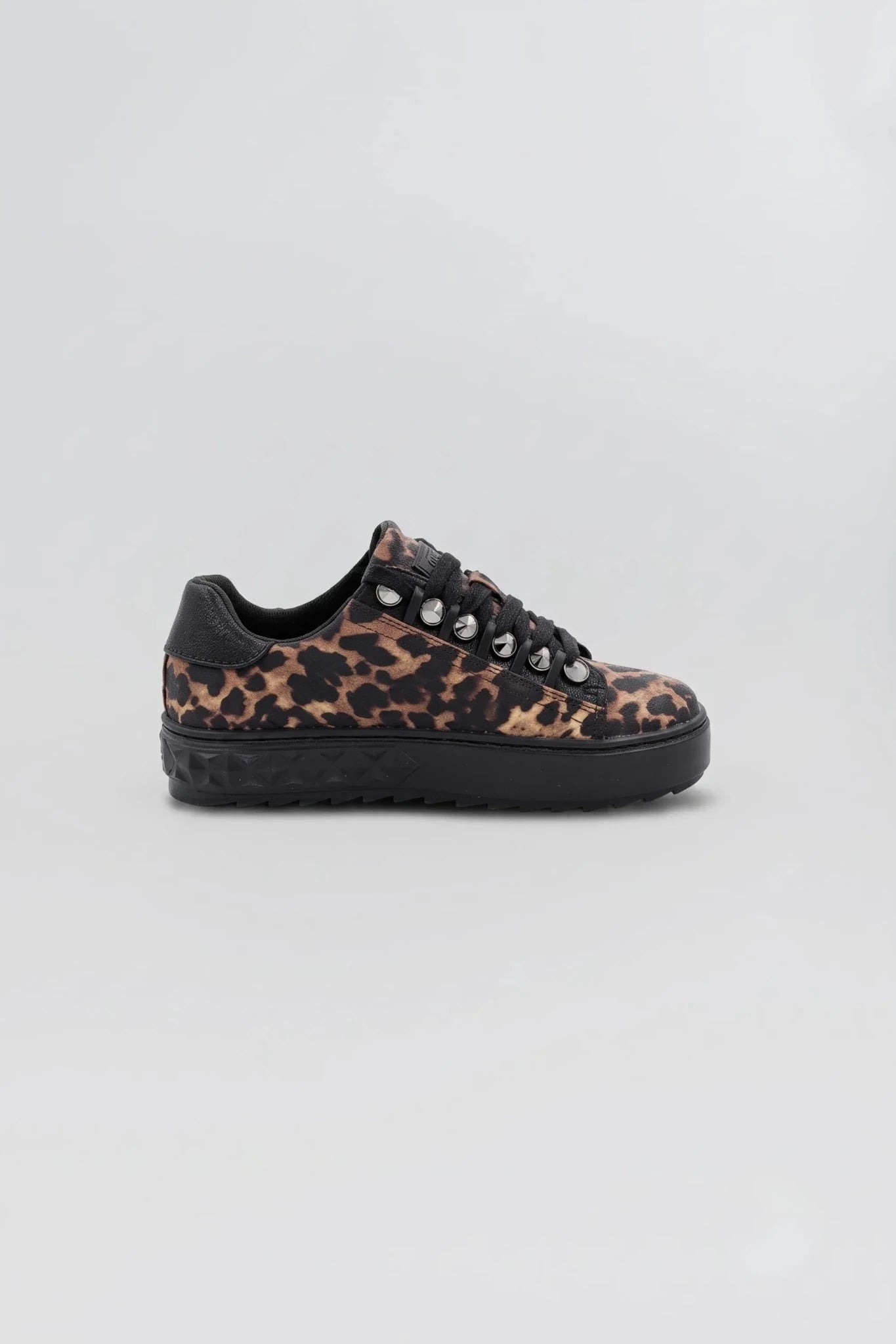 Дамски Сникърси, Леопардов Guess Roberto Fashion Store Sneakers FL8FAIPEL123737 37