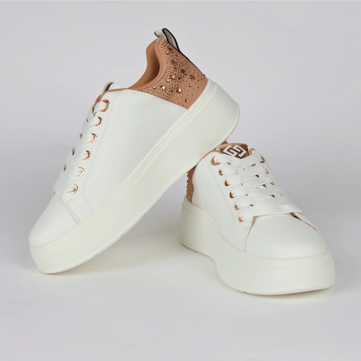 Дамски Сникърси с камъни, Бял Gold&Gold Roberto Fashion Store Sneakers GNG1012SNKWHISTO36 36