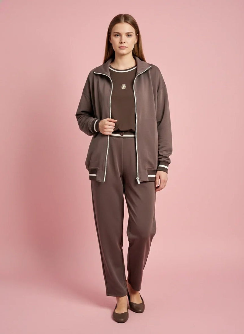 Women's 3-piece Sports Set with + Sizes, Brown