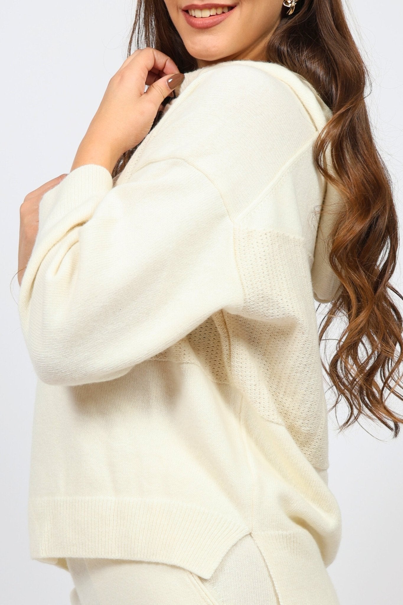 Дамски Спортен Плетен Комплект от 2 части, Бял Serianno Collection S Roberto Fashion Store Set SER1611SETWHICSHS S Бял