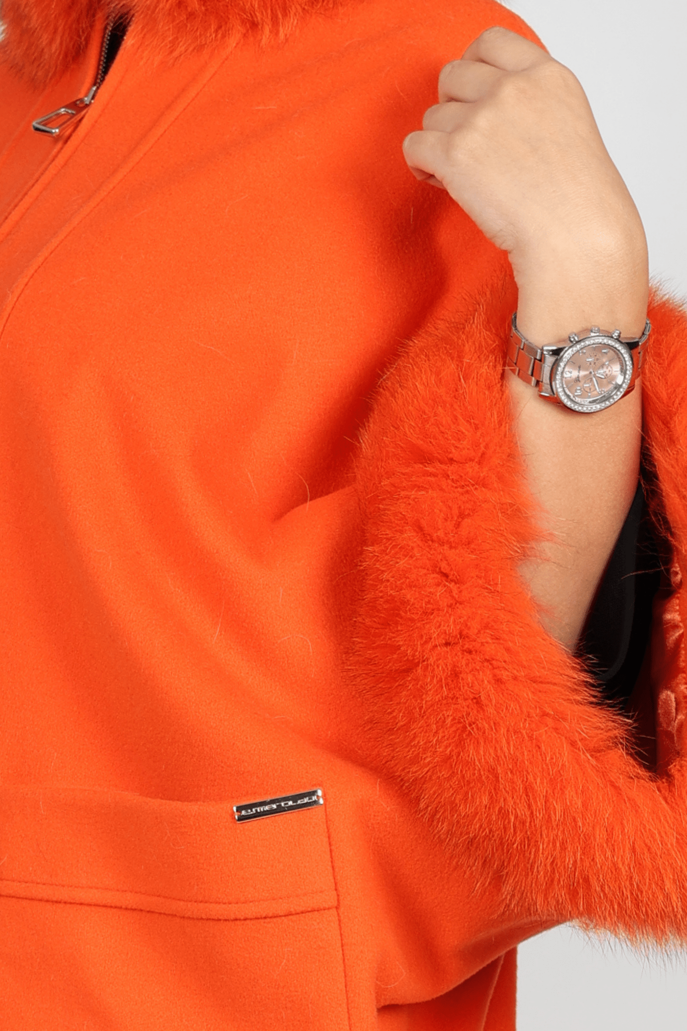 Дамско Палто, Оранжев