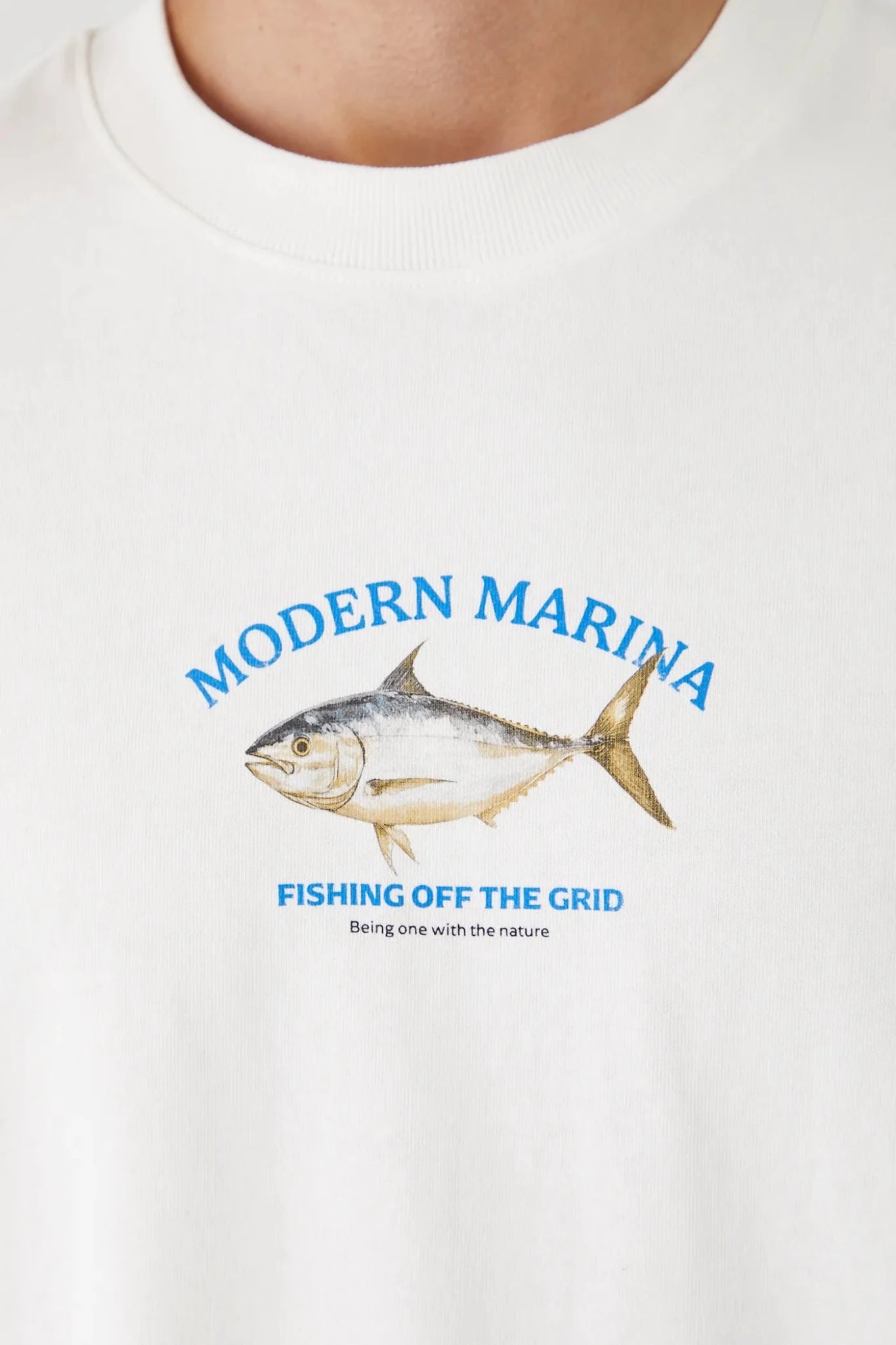 Мъжка тениска с абстрактен арт принт "Shark" в бял цвят Medicine Roberto Fashion Store T-shirt RW25TSM101-01X-S S